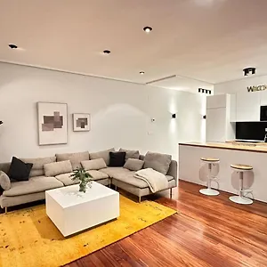  Apartment By Sleep In